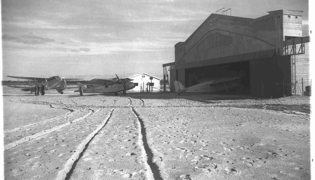 ההאנגר הראשי בנמל התעופה שדה דב 1938 צילום: זלוטן קלוגר לע"מ היסטוריה