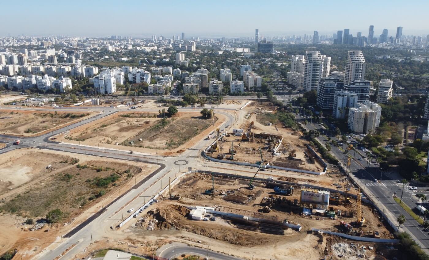 עבודות בנייה ראשונות במתחם אשכול בשדה דב