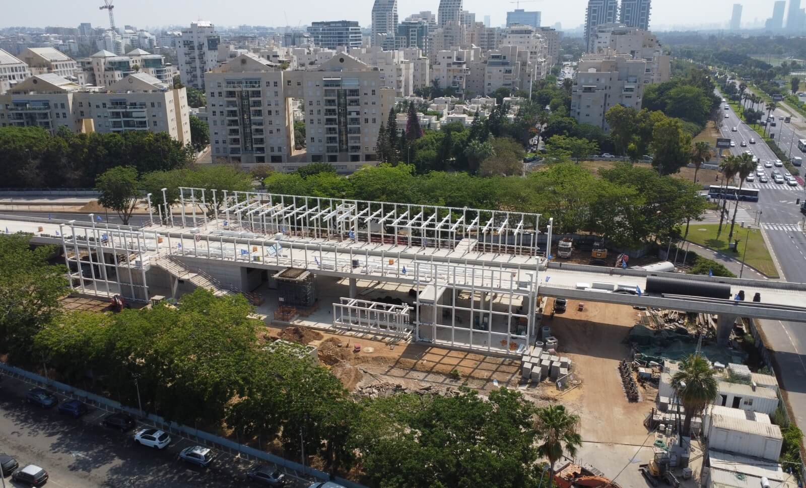 תחנת רדינג בקו הירוק של הרכבת הקלה