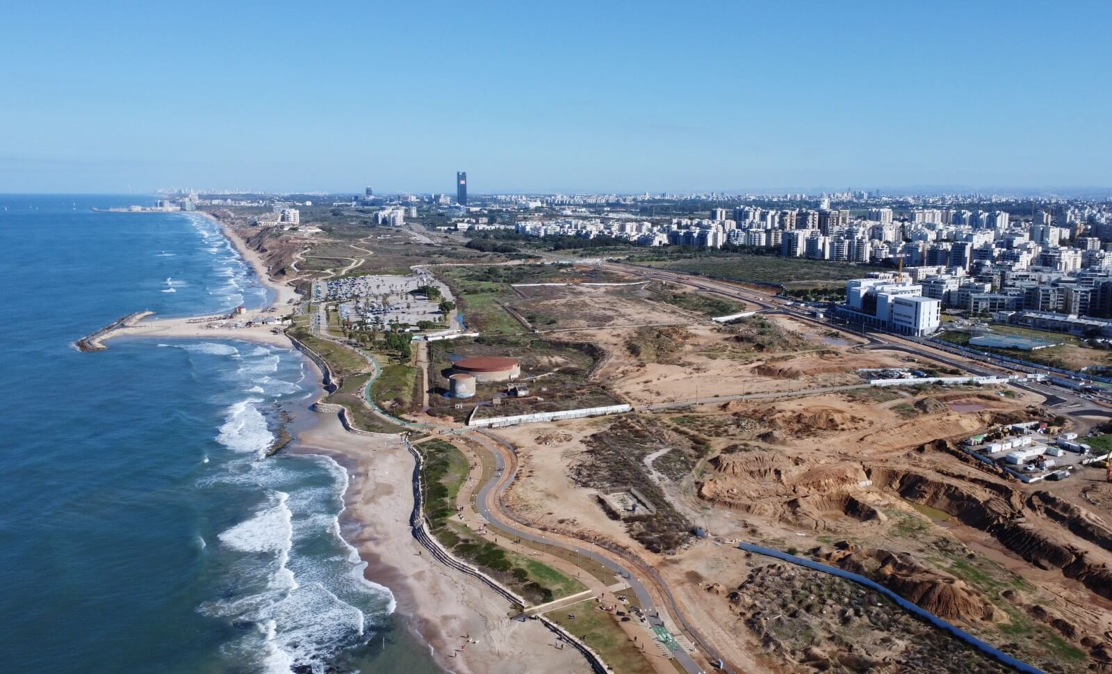 רובע שדה דב - קו החוף והמתחם הצפוני