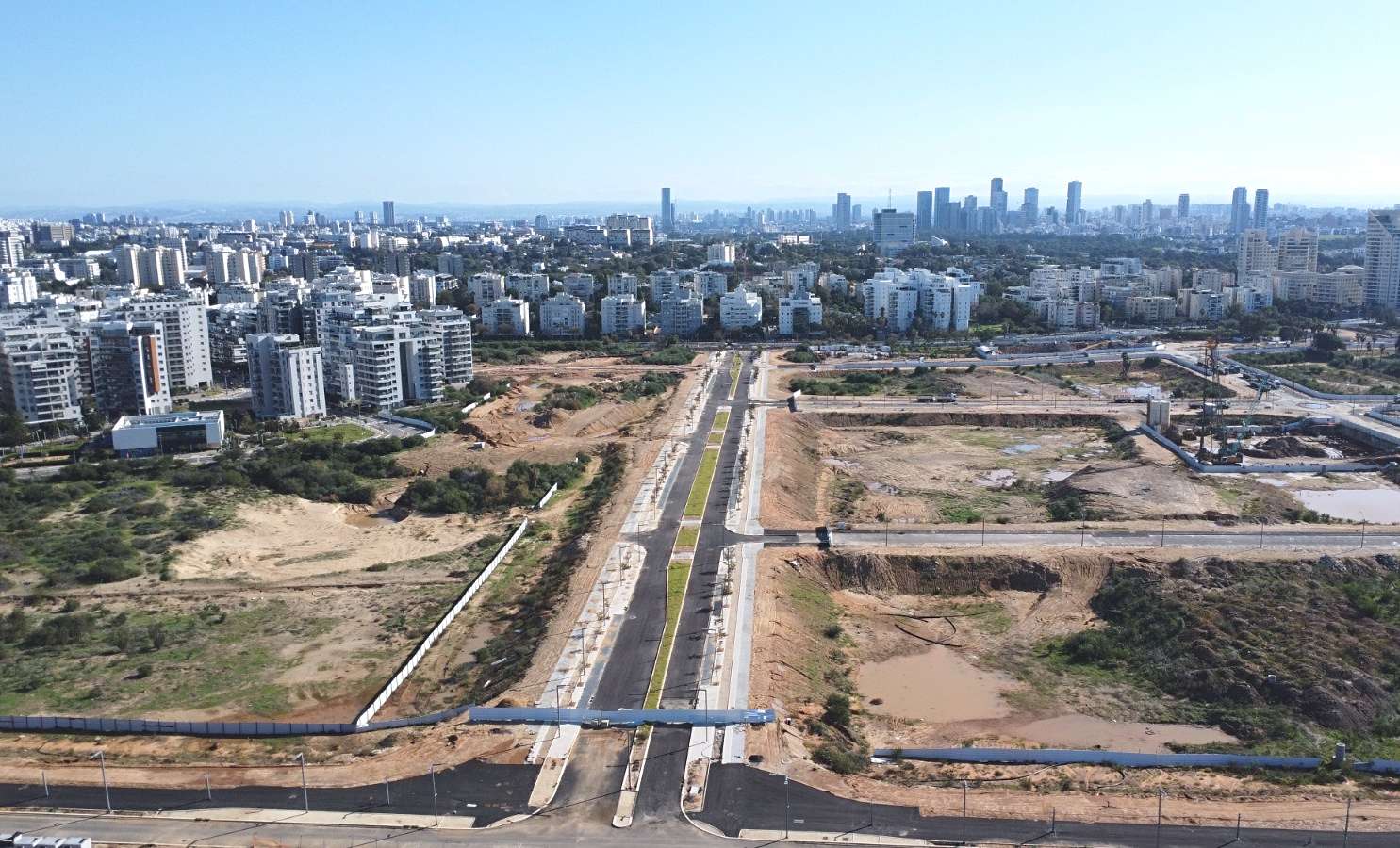 שדרה 3 - מתחם אשכול, רובע שדה דב